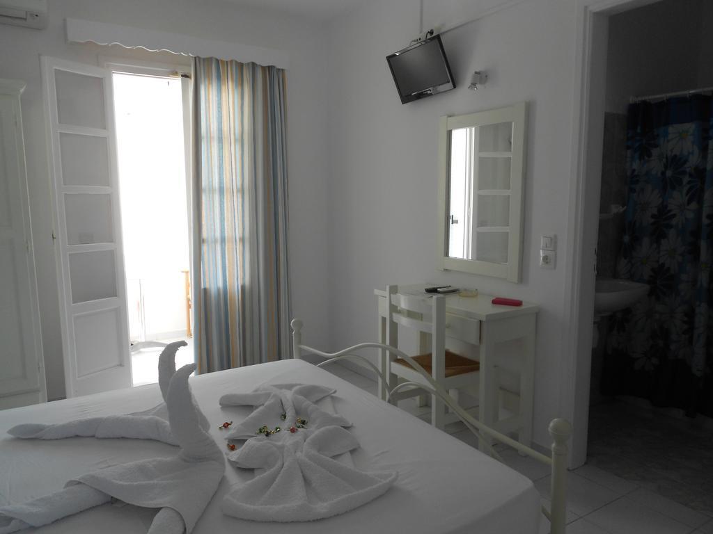 Nicolas Antiparos Town Extérieur photo